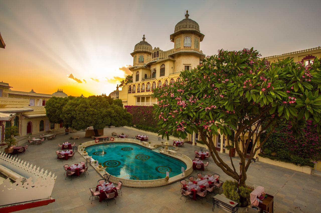 Shiv Niwas Palace By Hrh Group Of Hotels Udaipur Exterior photo