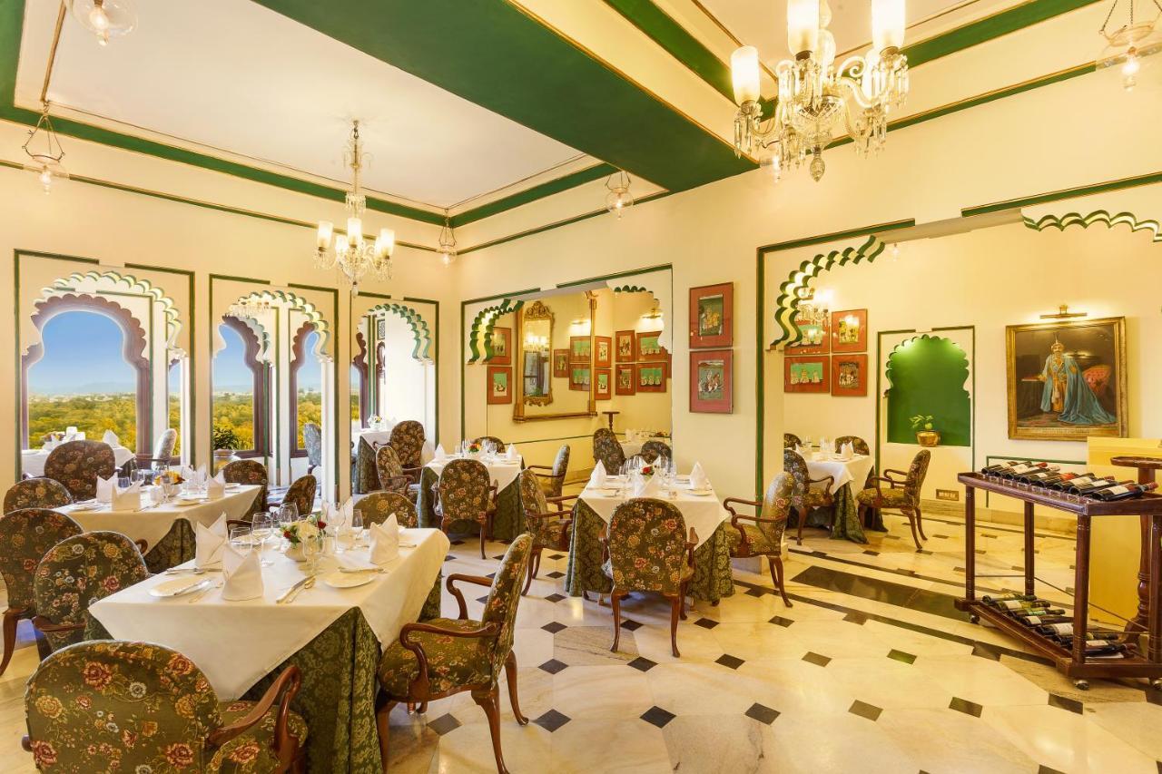 Shiv Niwas Palace By Hrh Group Of Hotels Udaipur Exterior photo