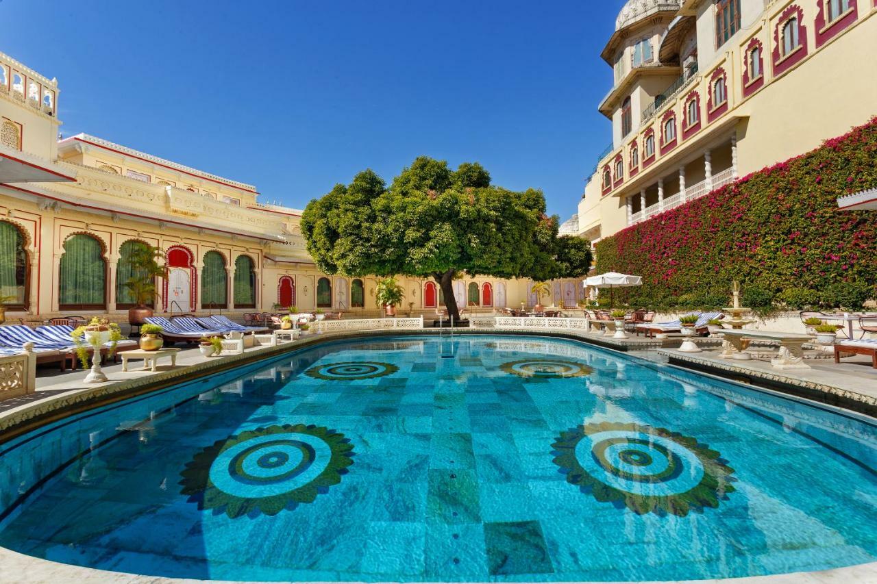 Shiv Niwas Palace By Hrh Group Of Hotels Udaipur Exterior photo